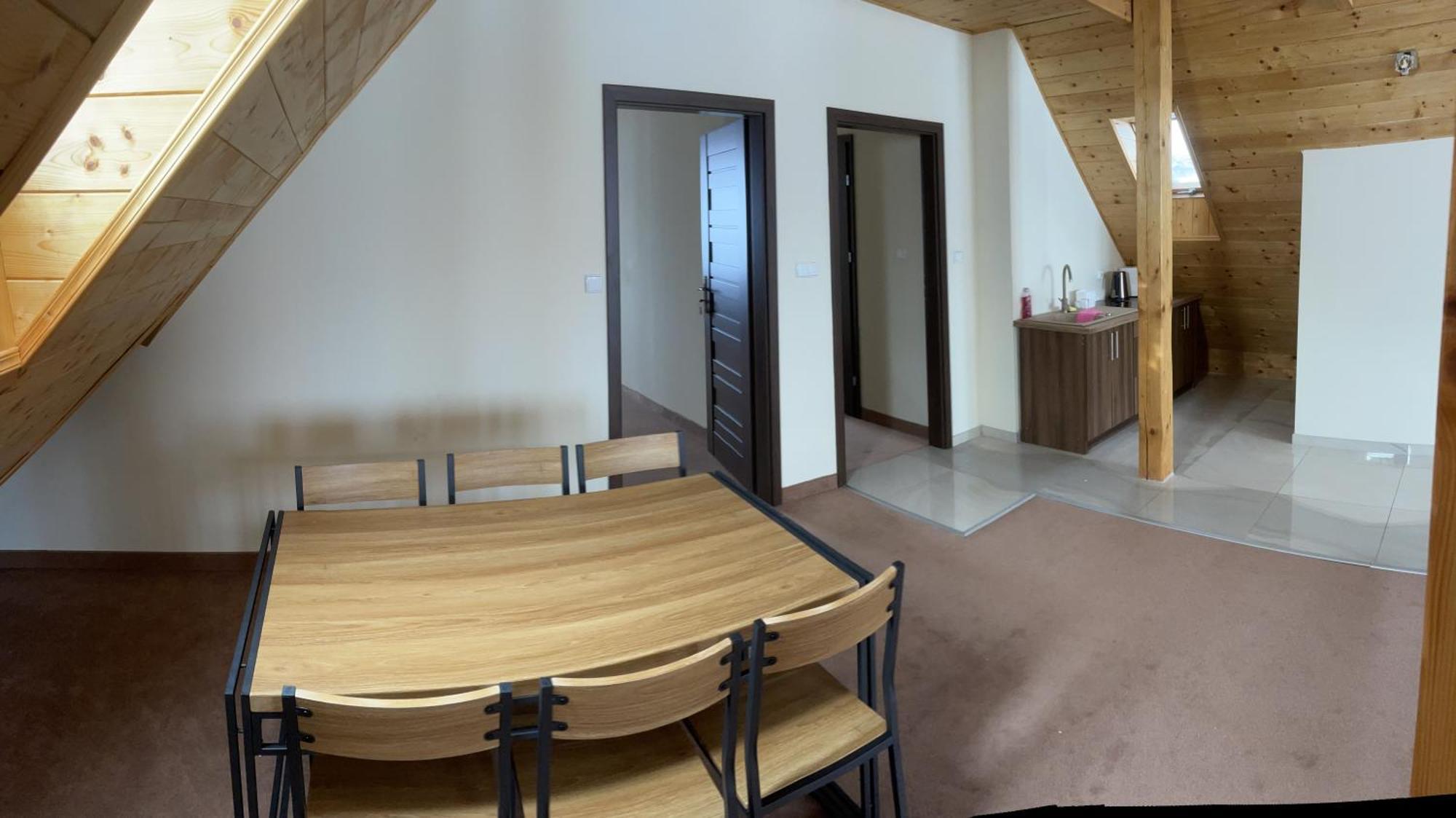 Willa Rembisz Łapsze Niżne Esterno foto